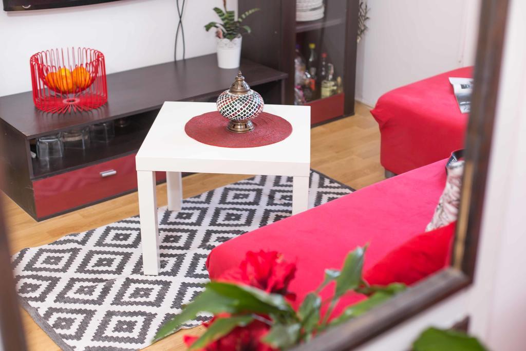 Red Valentino Apartment Split Eksteriør bilde