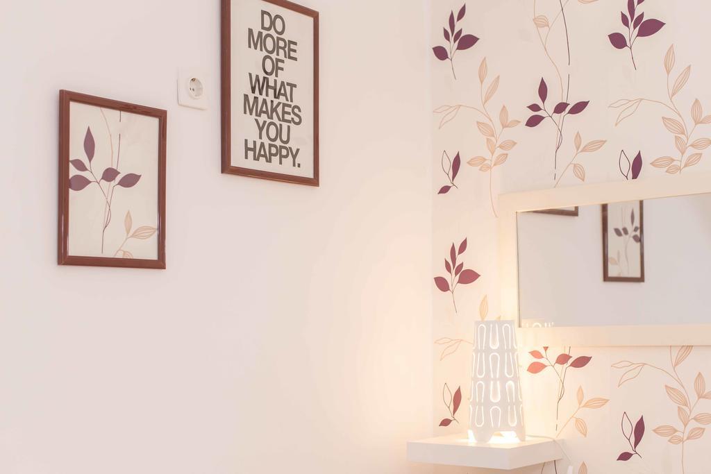 Red Valentino Apartment Split Eksteriør bilde